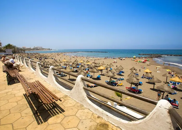 In Playa De Las Americas2 *